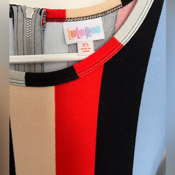 NWT LuLaRoe Amelia  dress with pockets - Picture 3 of 10